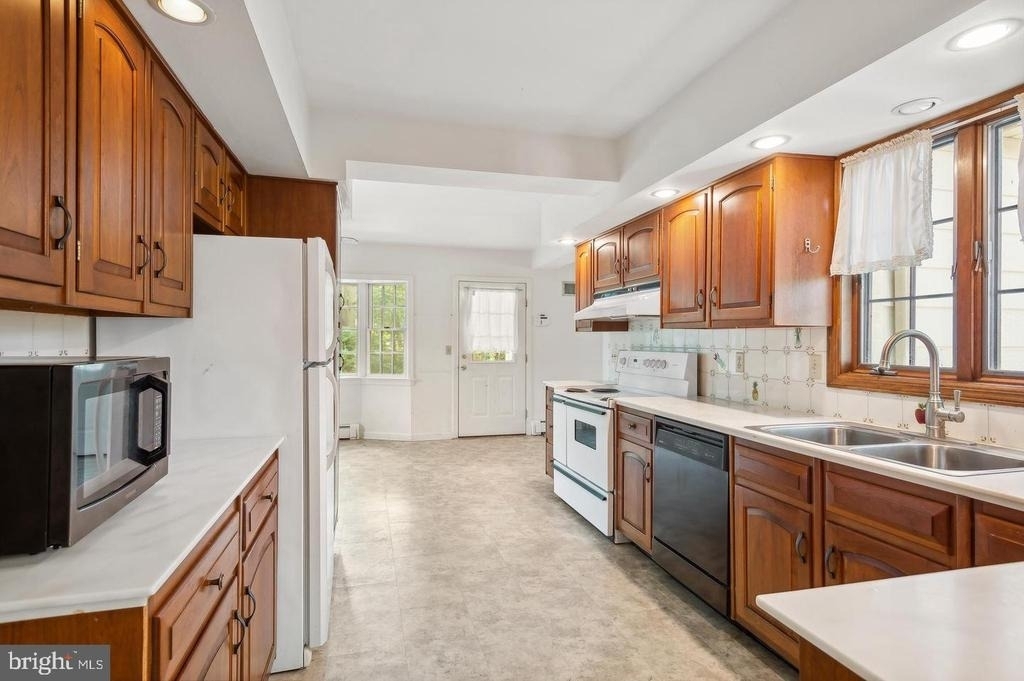 135 Carter Road - Photo 16