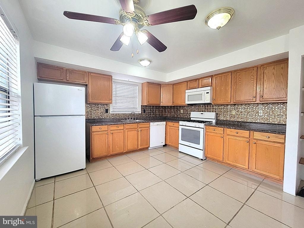 21 Greenfield Drive - Photo 1