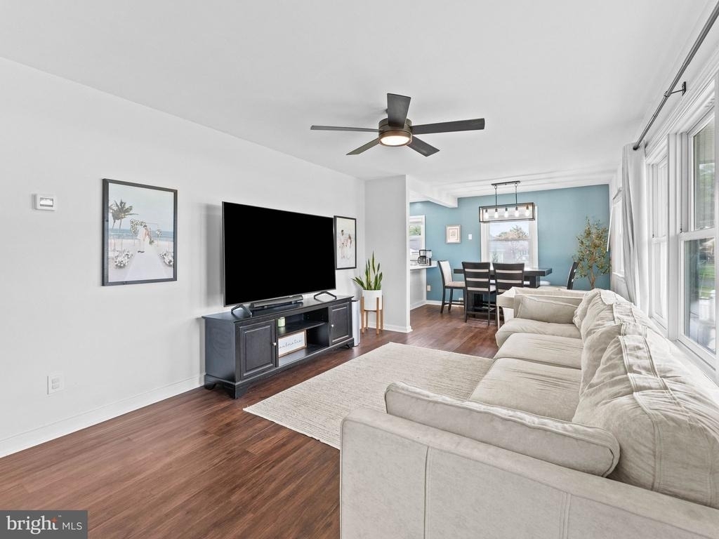 28 Drexel Avenue - Photo 3