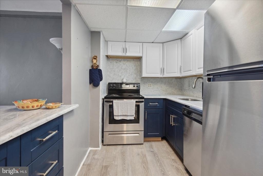 101 Raleigh - Photo 6