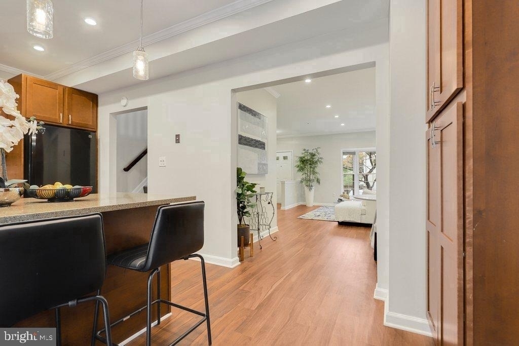6918 Flag Harbor Drive - Photo 5