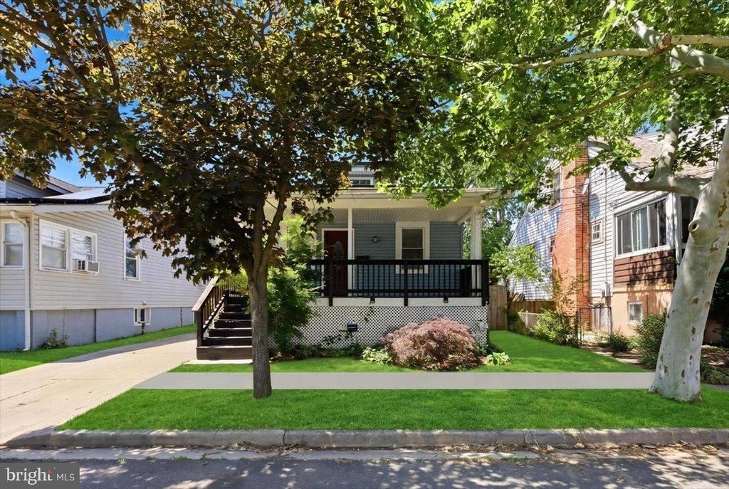 4318 Lawrence Street - Photo 1