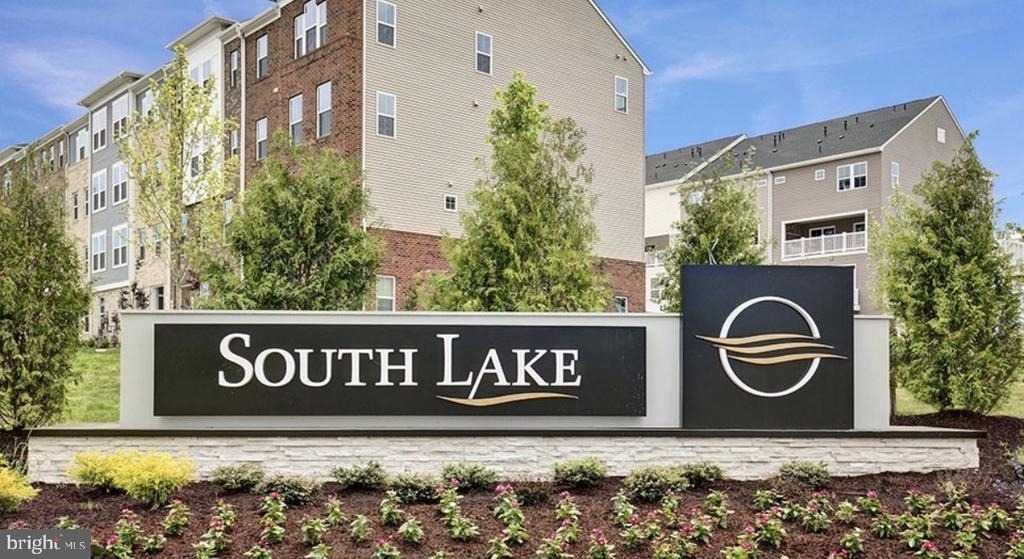 16031 Hyde Park Place - Photo 0