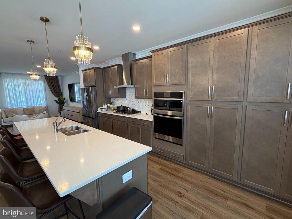 16031 Hyde Park Place - Photo 5