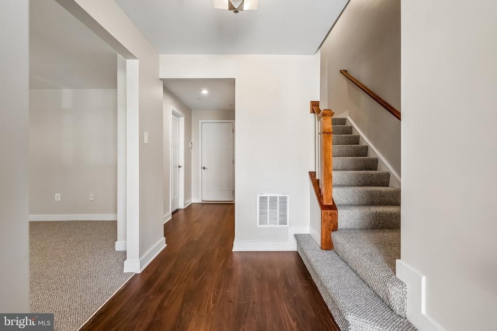5904 Richmanor Terrace - Photo 13