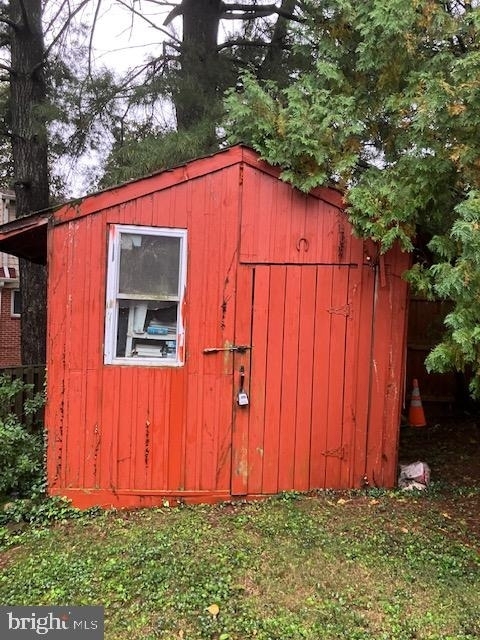 8504 Farrell Drive - Photo 10