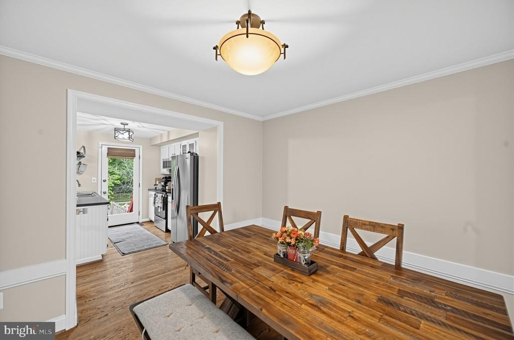 8006 Broken Reed Court - Photo 14