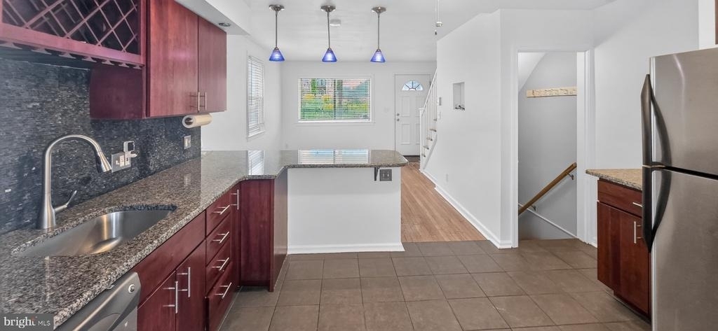 1400 Berry Street - Photo 12