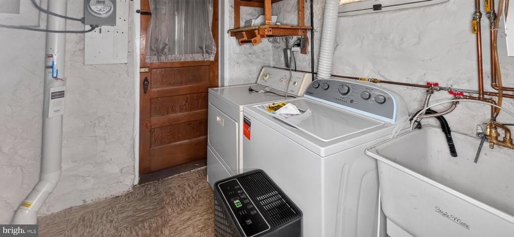 1400 Berry Street - Photo 23