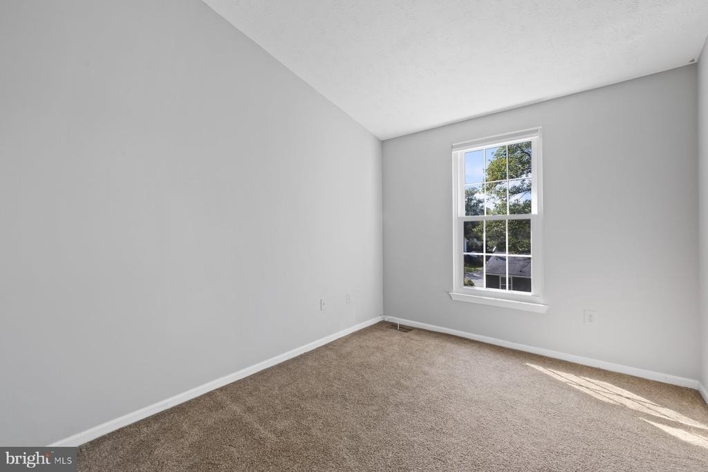 806 Lilac Court - Photo 16