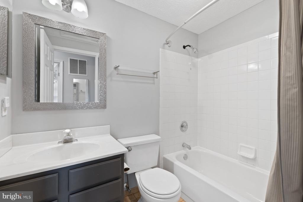 806 Lilac Court - Photo 13