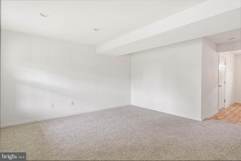 26584 Raleigh Road - Photo 4