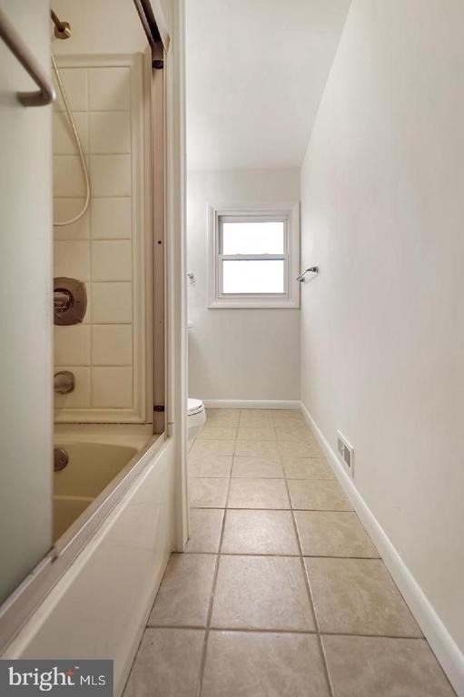 996 Boggs Drive - Photo 7