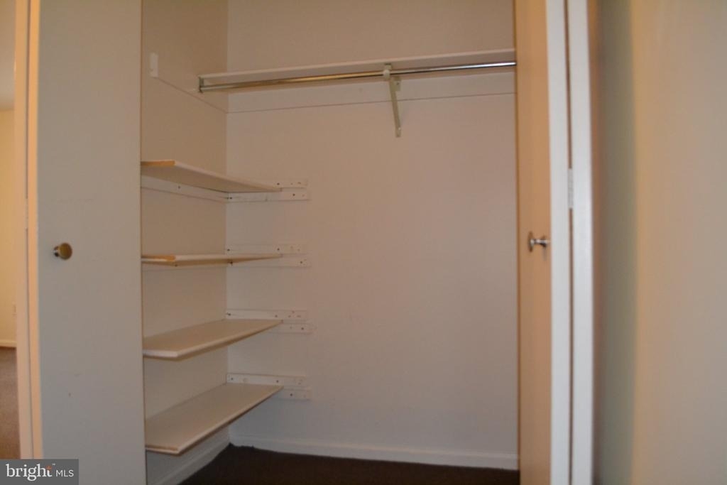 303 Cold Spring Place - Photo 6