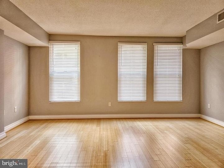 915 E Street Nw - Photo 9