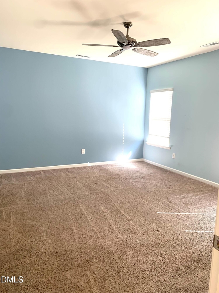 528 Lionheart Lane - Photo 10