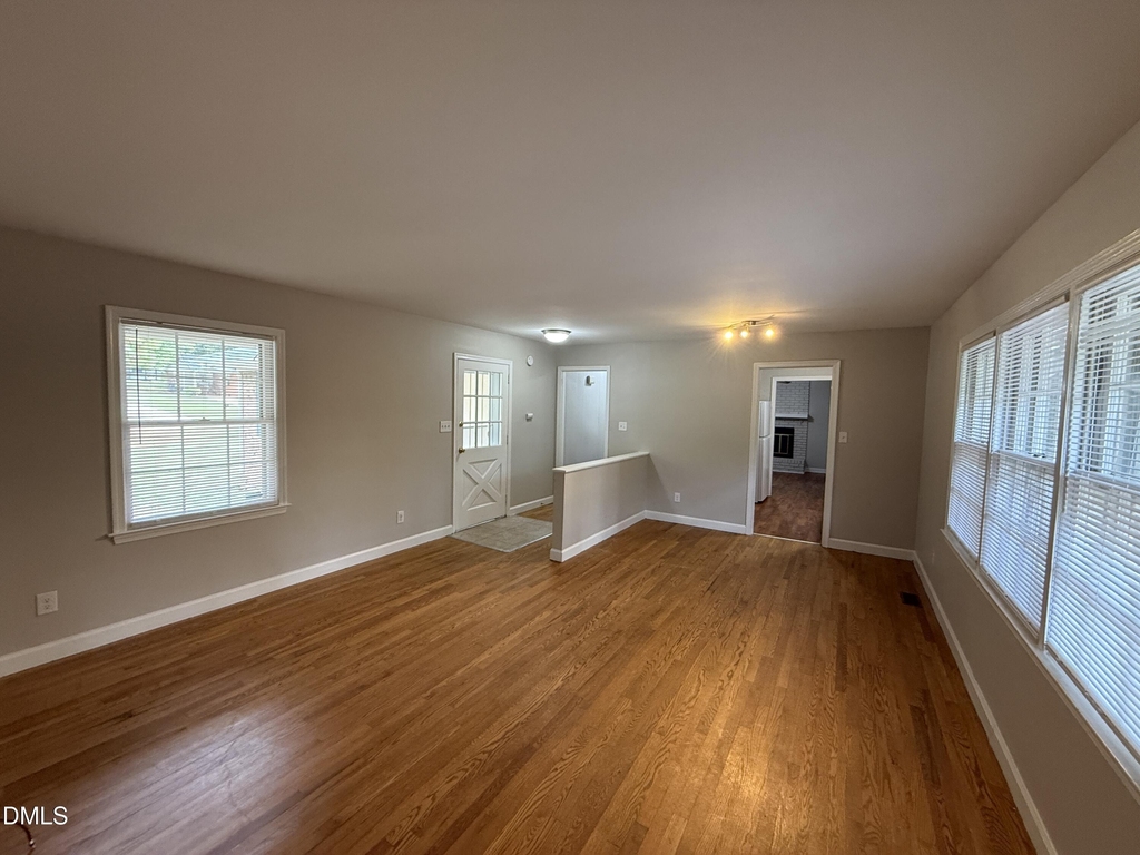 3609 Greenlawn Drive - Photo 7