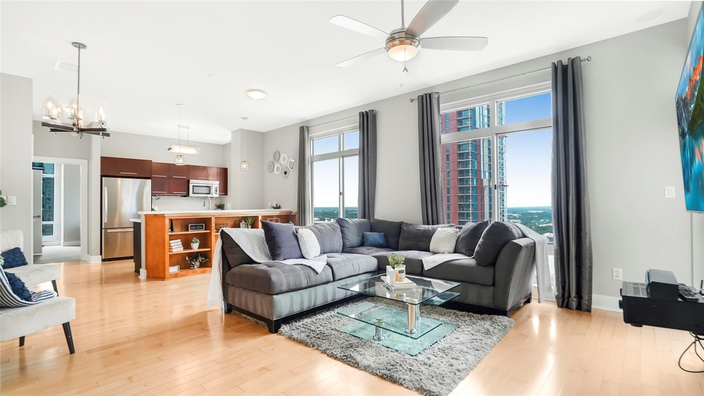 603 Davis St - Photo 3