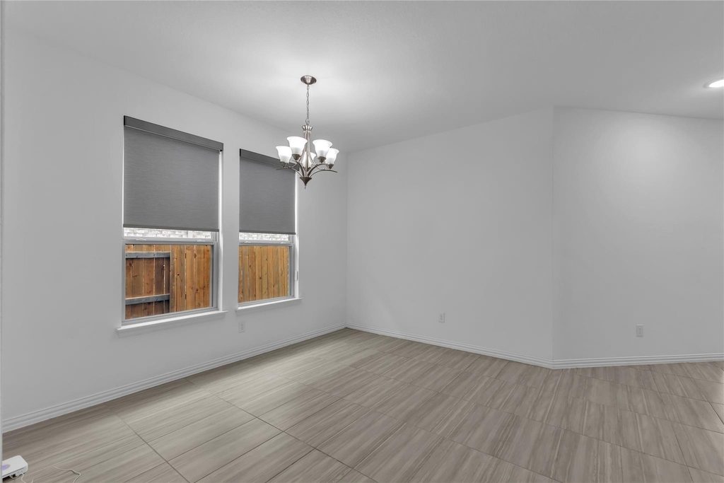 617 Silent Creek Cv - Photo 17