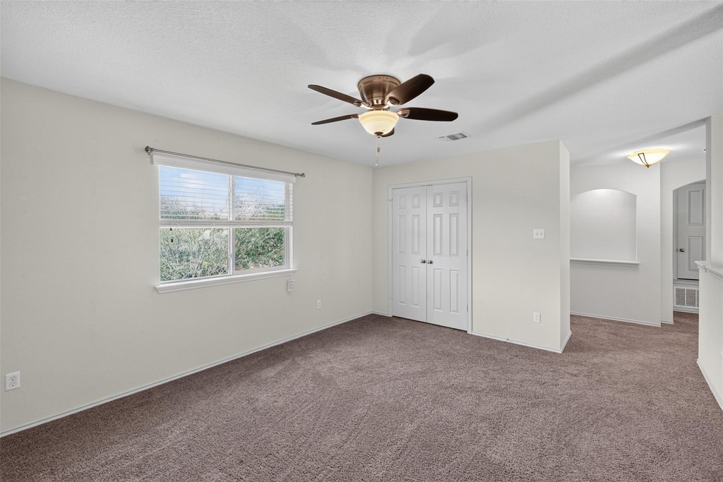 401 Foster Ln - Photo 11