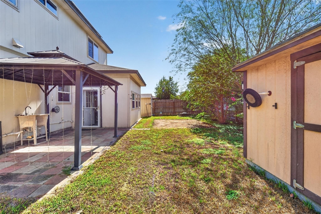 401 Foster Ln - Photo 16