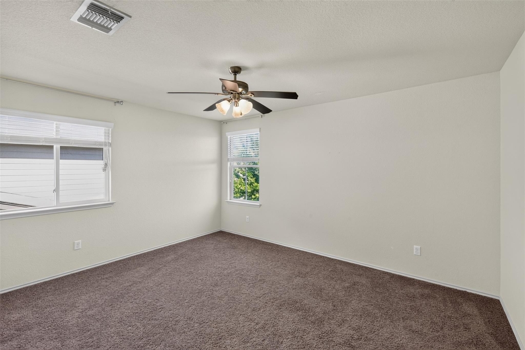 401 Foster Ln - Photo 14