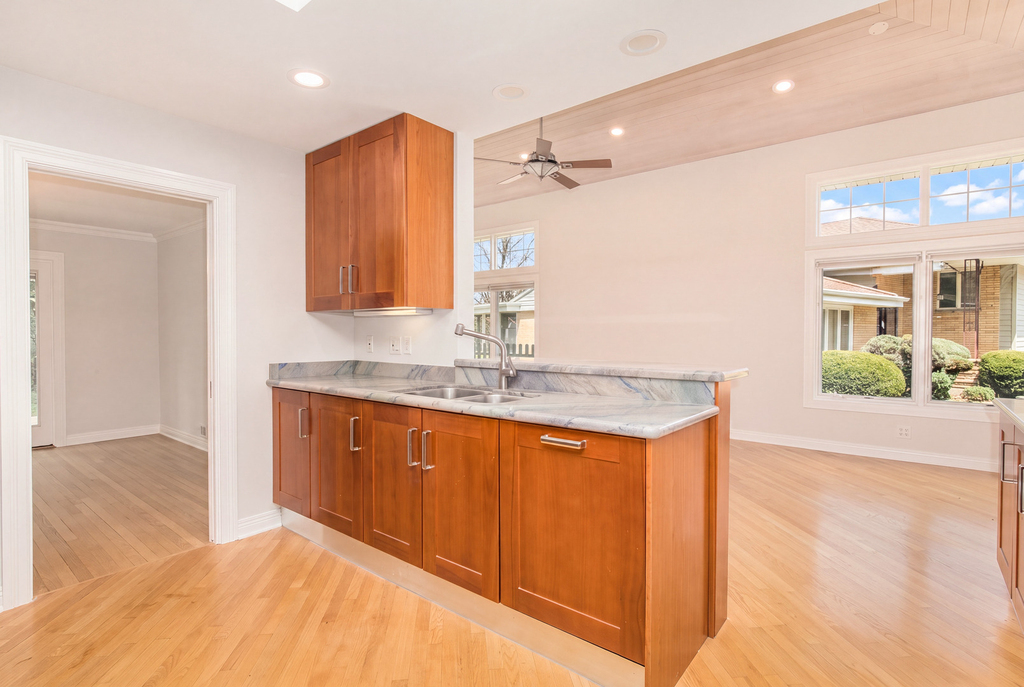 924 Brookline Lane - Photo 11