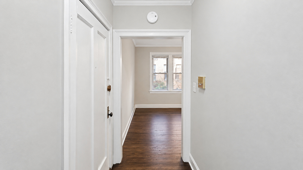 905 W Altgeld Street - Photo 9