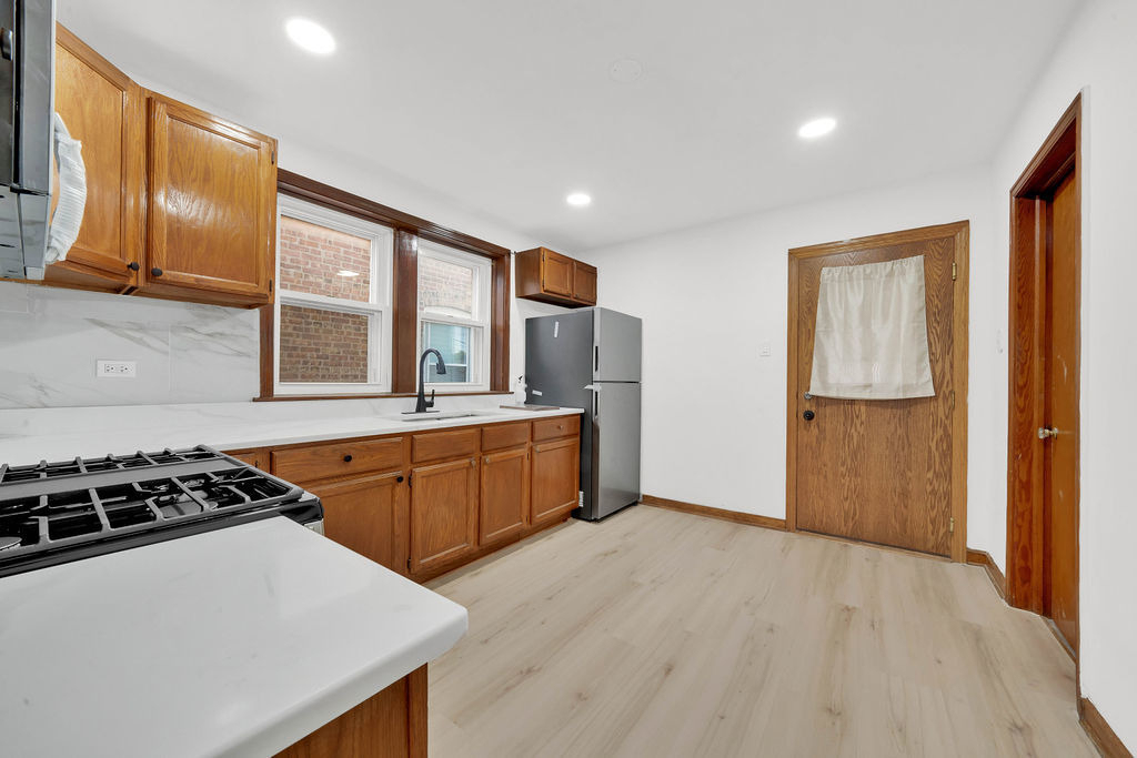 5527 S Mason Avenue - Photo 7