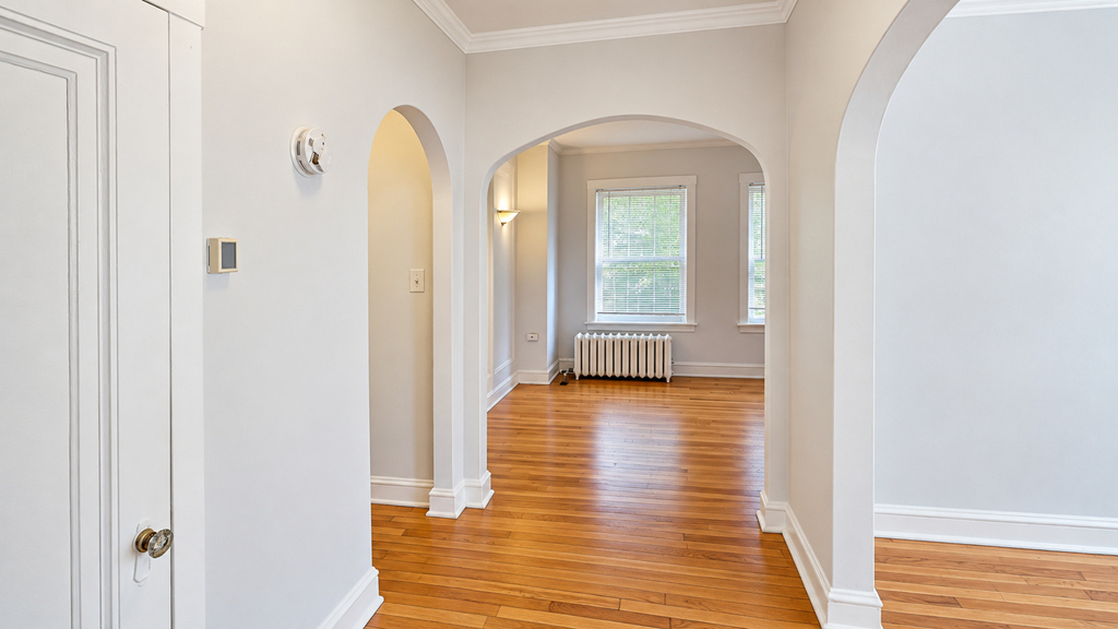 6414 N Newgard Avenue - Photo 3