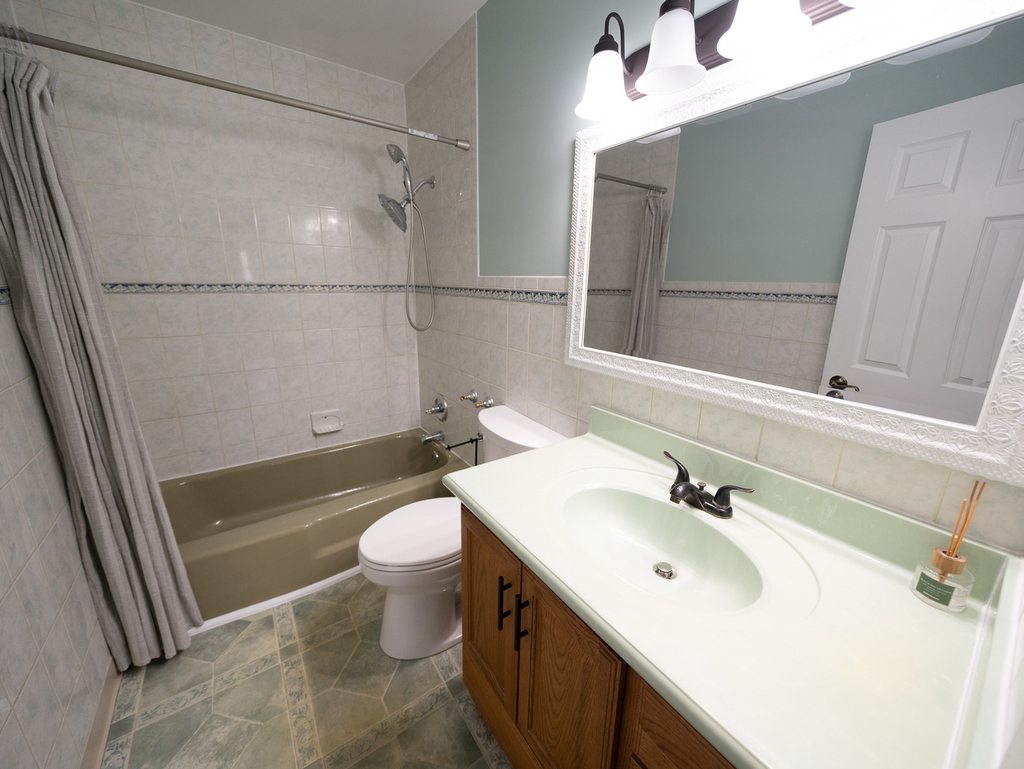 8240 S Octavia Avenue - Photo 6