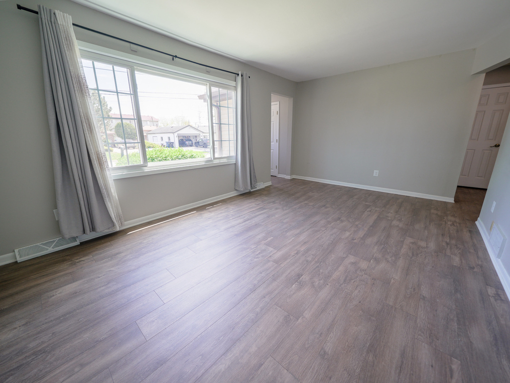 8240 S Octavia Avenue - Photo 2