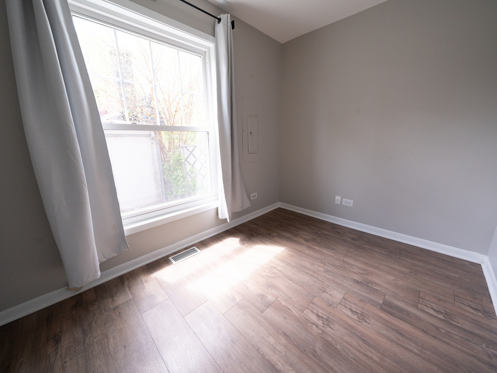 8240 S Octavia Avenue - Photo 9