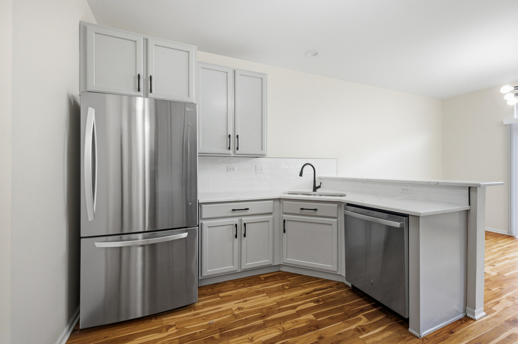 73 Woodview Drive - Photo 8