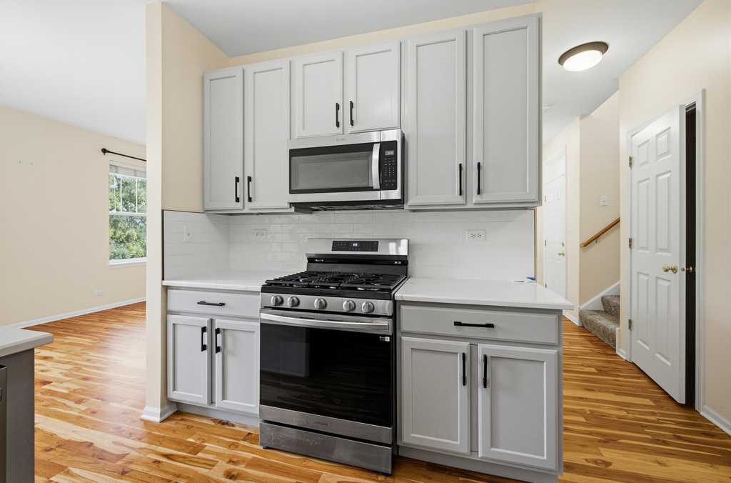 73 Woodview Drive - Photo 9