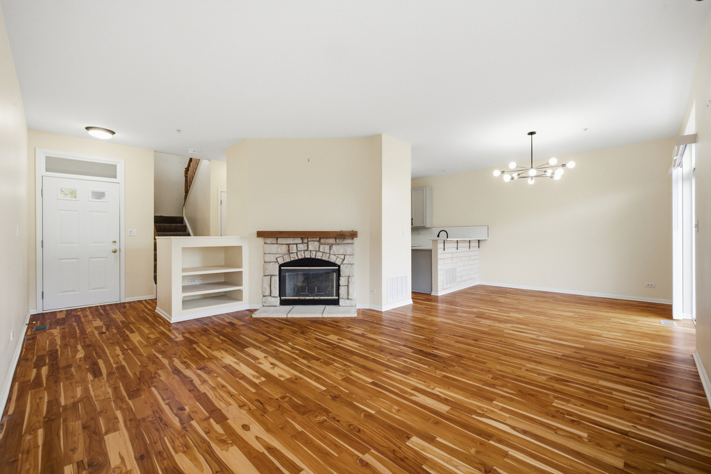 73 Woodview Drive - Photo 4