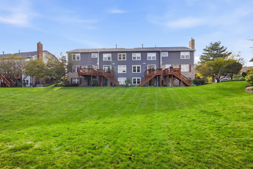 73 Woodview Drive - Photo 23