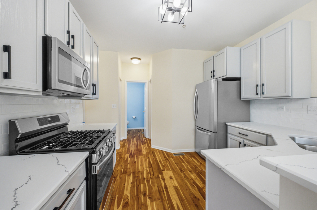 73 Woodview Drive - Photo 7