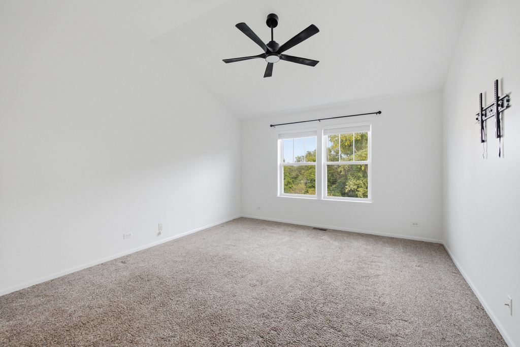 73 Woodview Drive - Photo 12