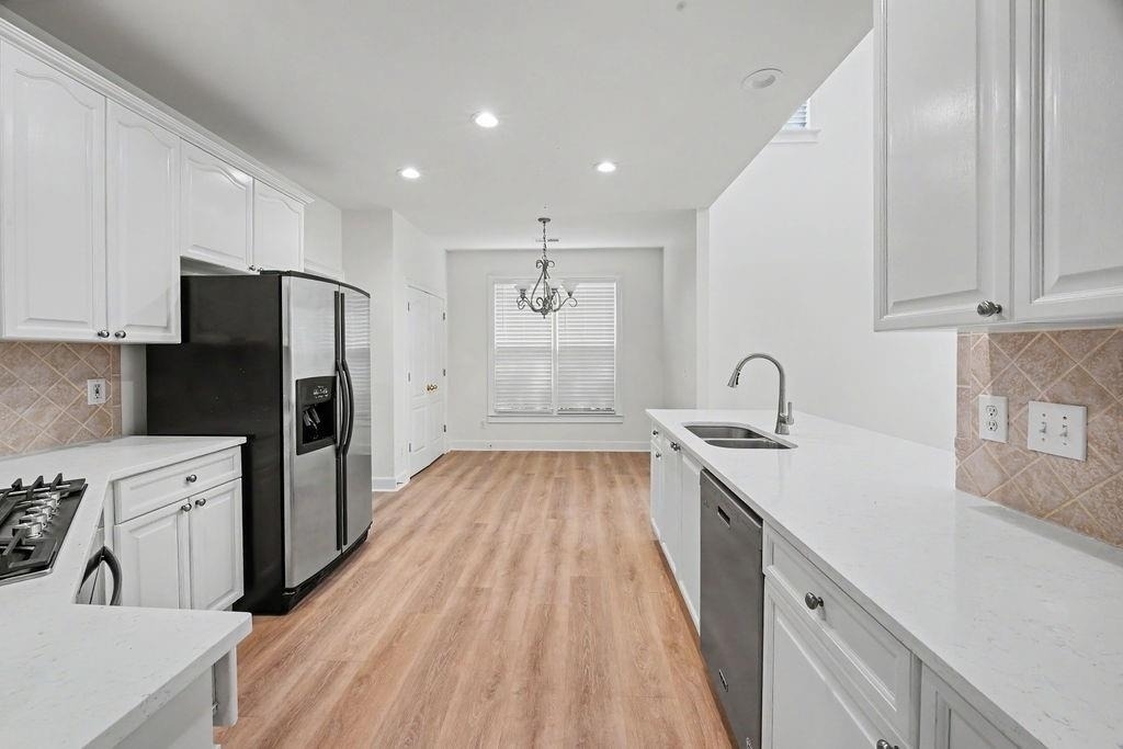 12592 Waterside Drive - Photo 10