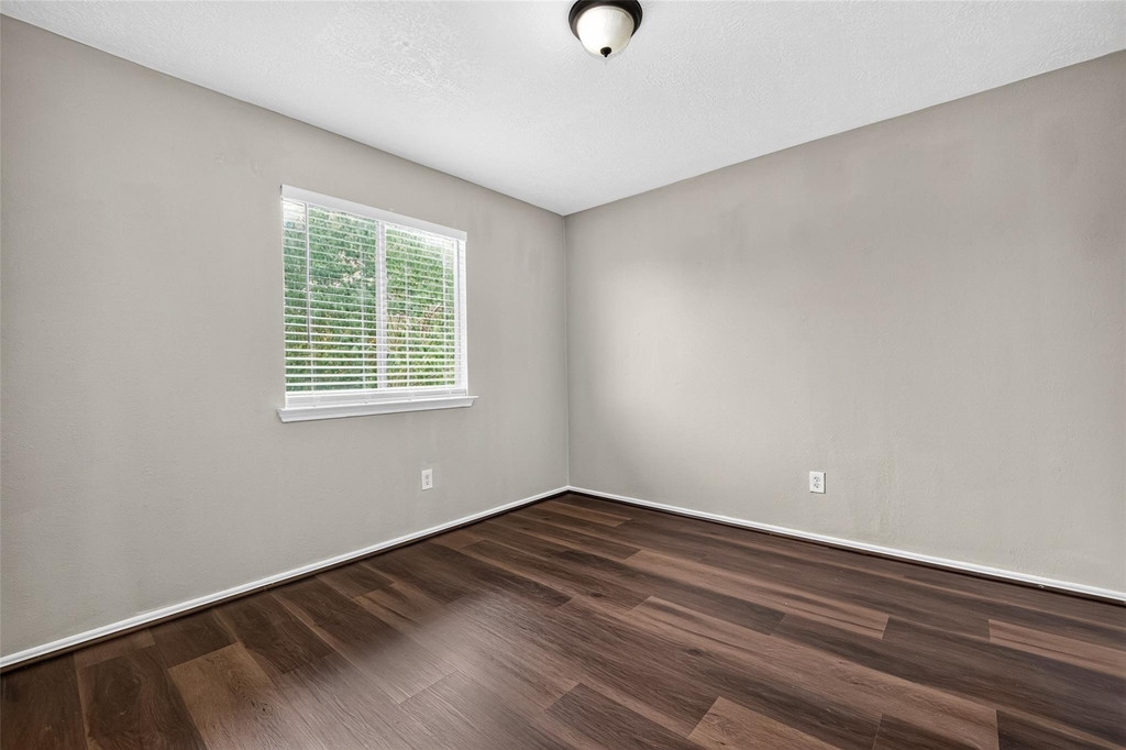 9707 Royal Crest Way - Photo 32