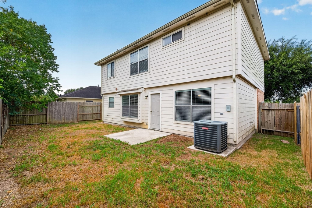 9707 Royal Crest Way - Photo 34