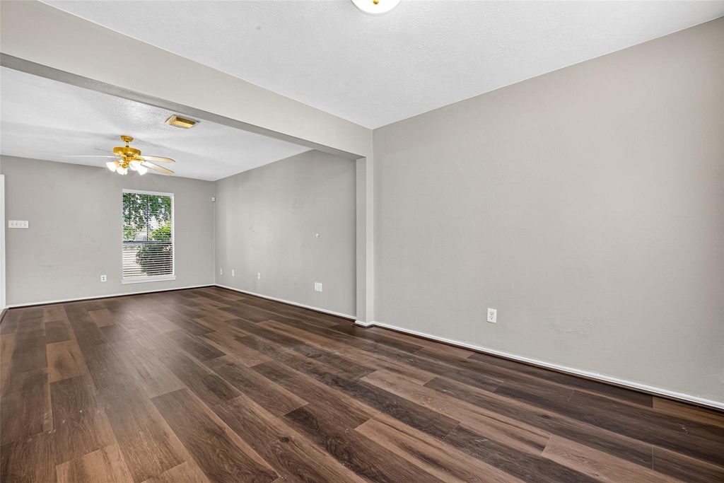 9707 Royal Crest Way - Photo 10