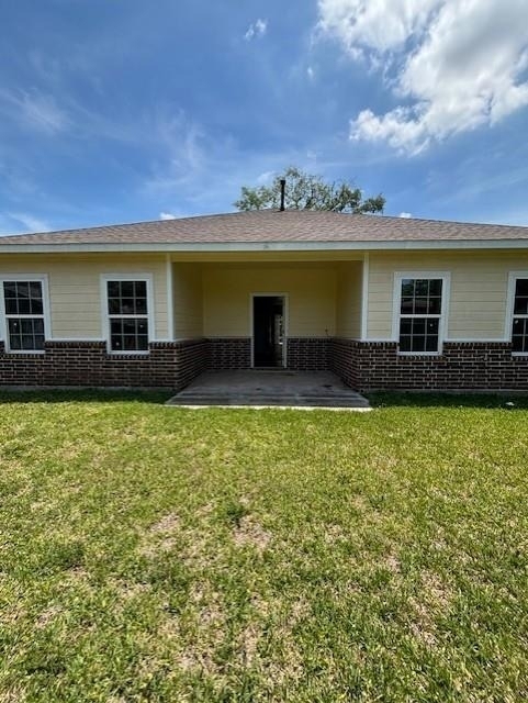 10525 Burman Street - Photo 1
