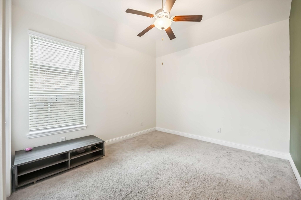 13710 Sturcombe Glen Trail - Photo 11