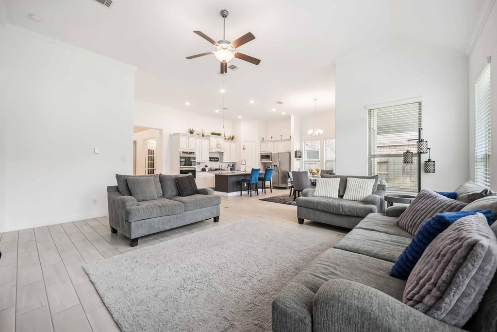 13710 Sturcombe Glen Trail - Photo 3