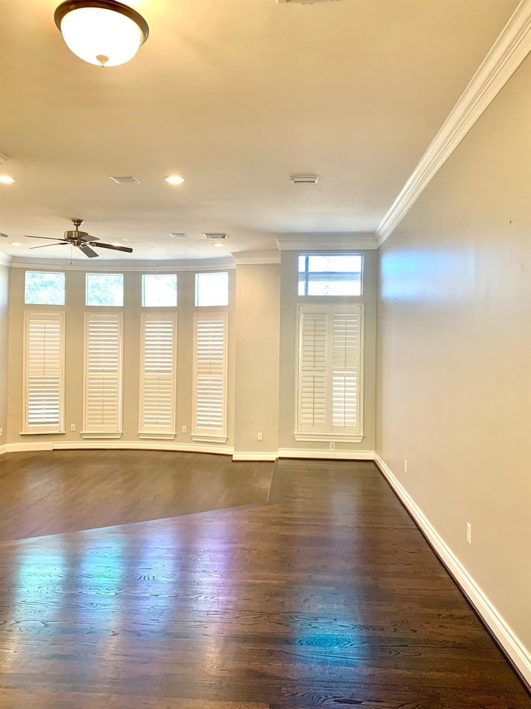 4303 Childress Street - Photo 4