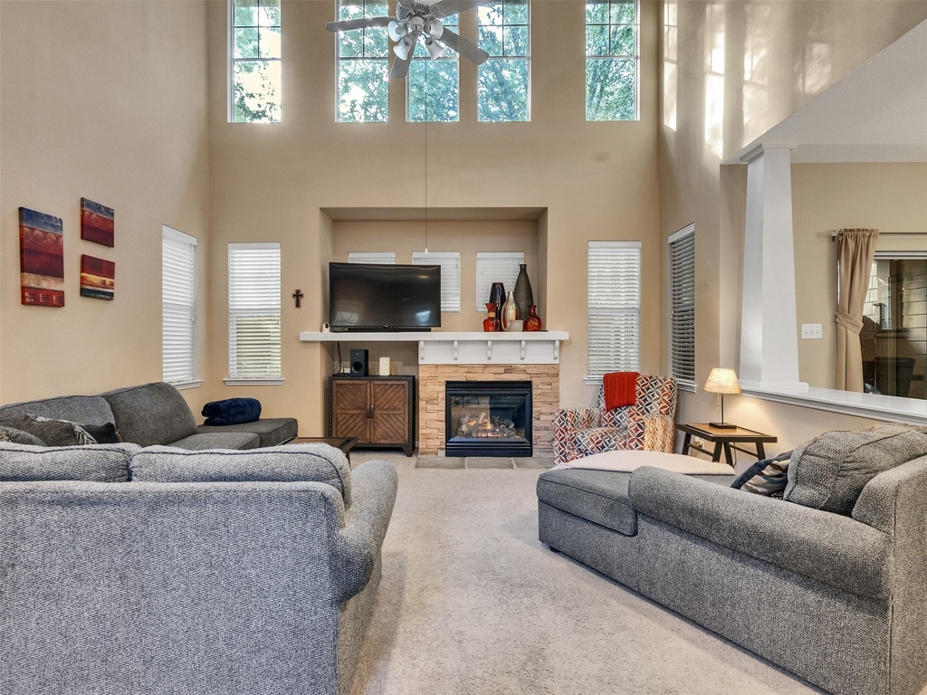 83 Scarlet Woods Court - Photo 5