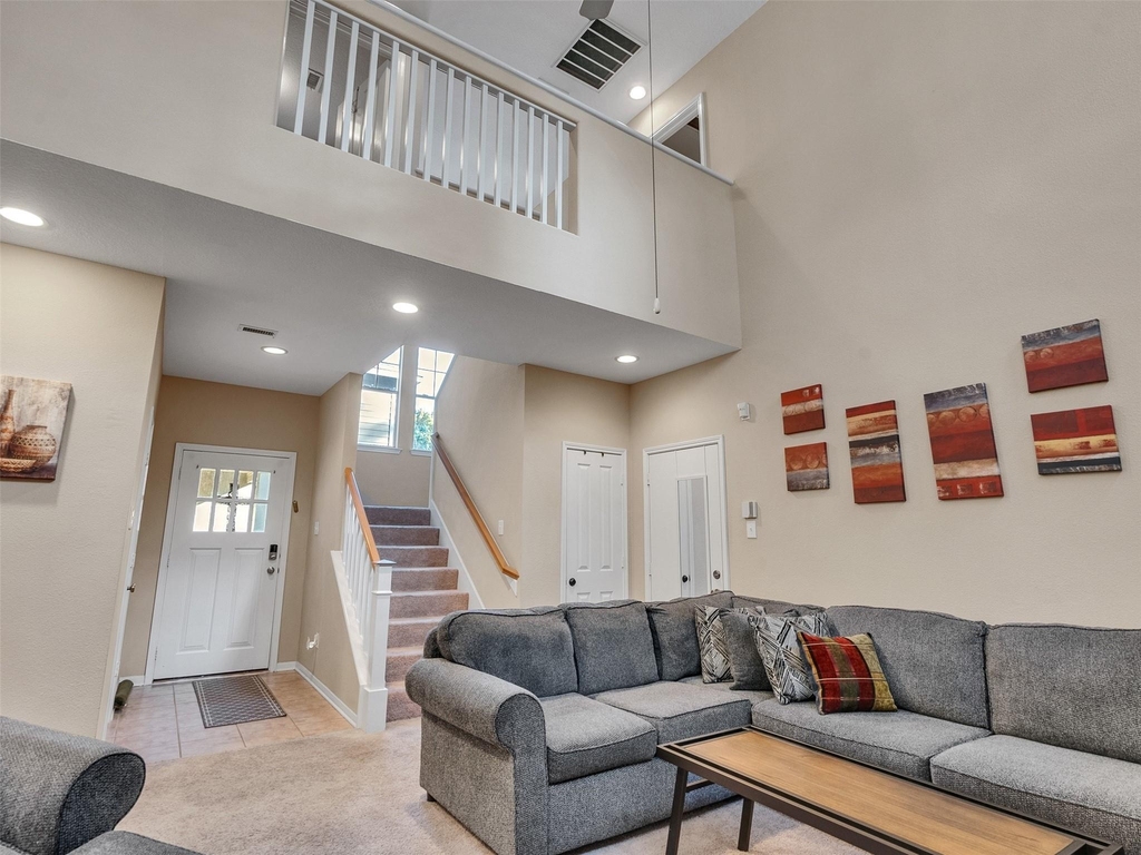 83 Scarlet Woods Court - Photo 4