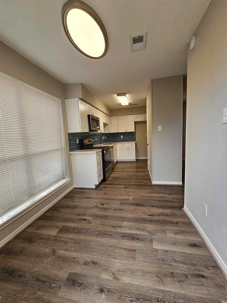 7887 Kendalia Drive - Photo 7